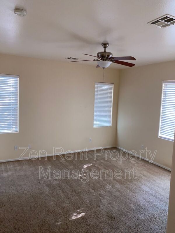 Building Photo - 4569 E Sundance Ave