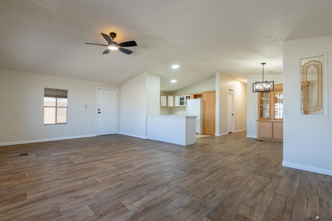 Building Photo - 11238 S Cactus Wren Way