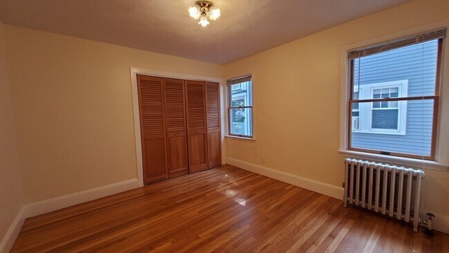 Building Photo - 73 Griswold St