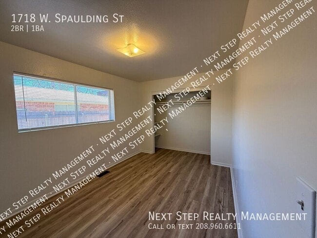 Building Photo - 1718 W Spaulding St