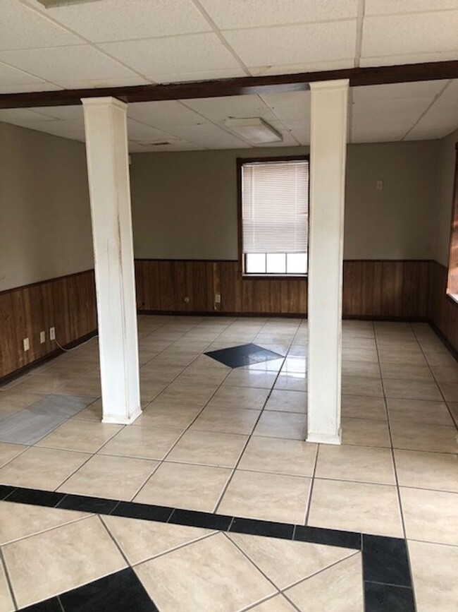 Building Photo - Section 8 approved