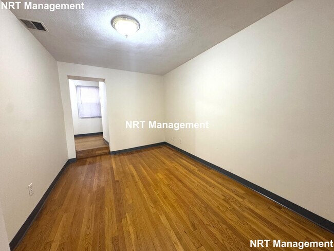 Building Photo - 838 Huntington Ave