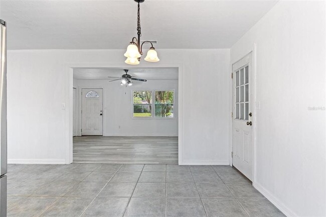 Building Photo - 5815 NW 26th Ter