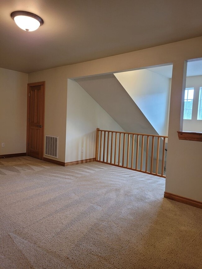 Building Photo - Stunning Home in Lynden with Great Amentities for Rent!