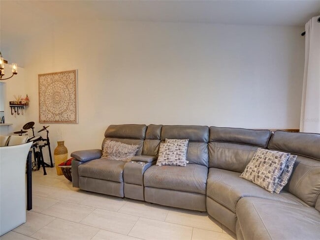 Building Photo - 12131 Sand Pebble Way