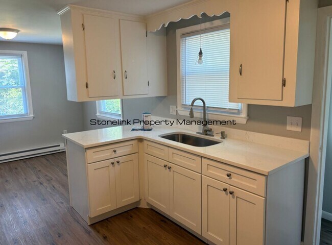 Building Photo - 31 Studley Ave