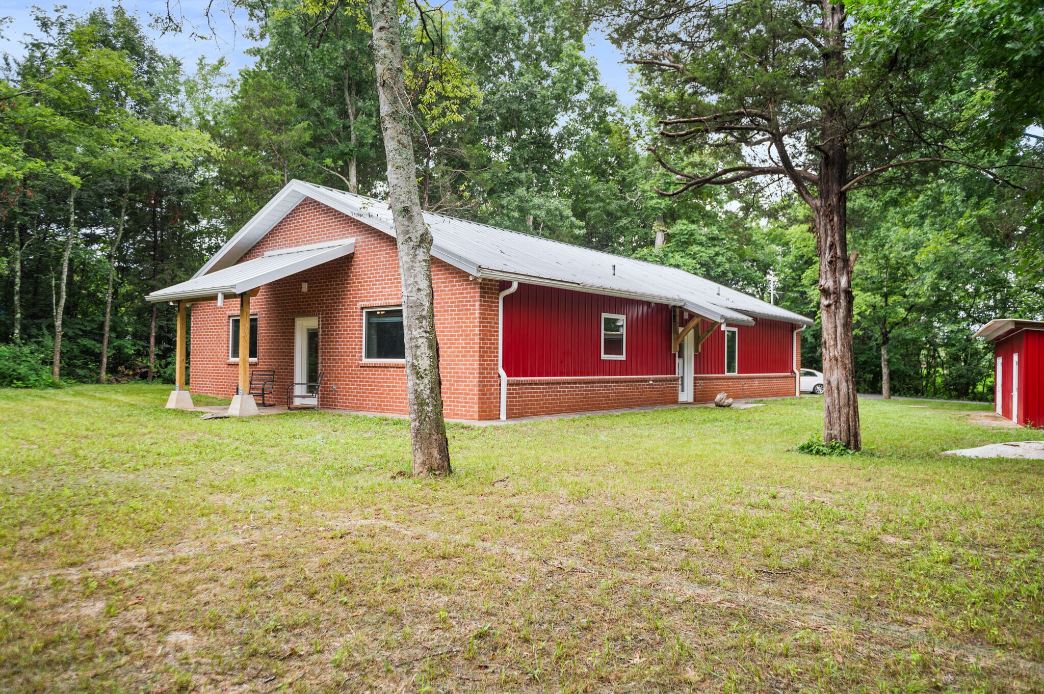 Building Photo - 205 Woodcraft Dr