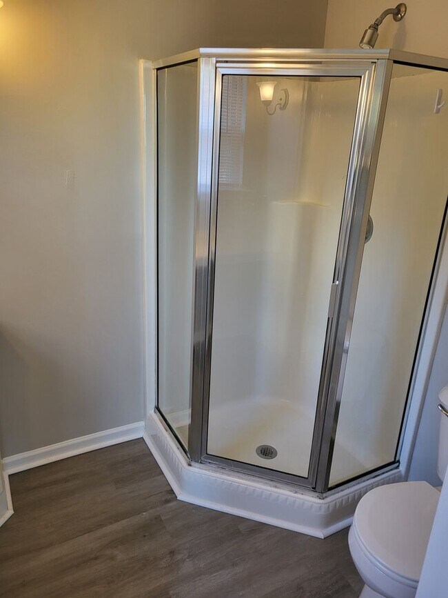 Building Photo - TARLETON OAKS