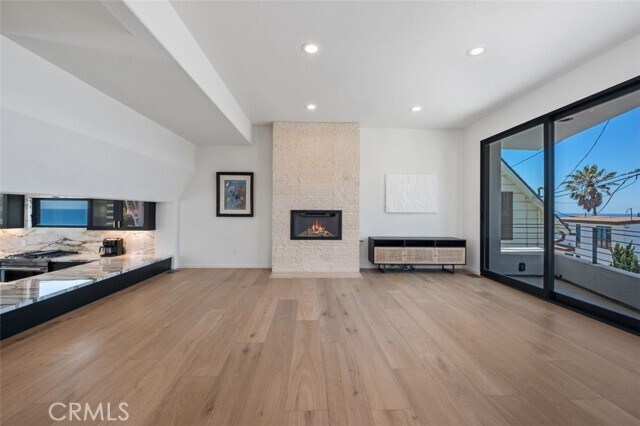 Building Photo - 31868 Circle Dr