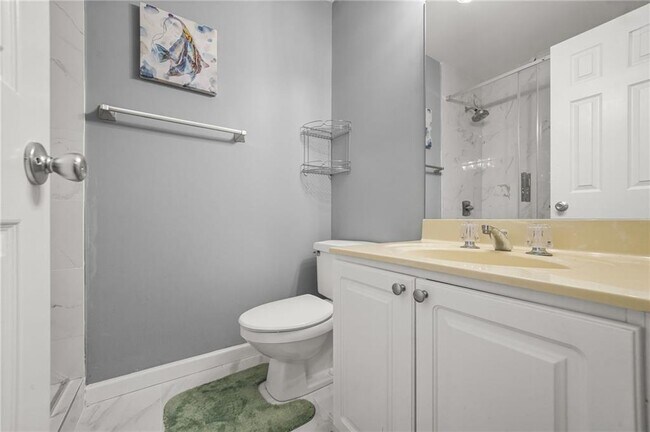 Building Photo - 9800 Foxworth Dr