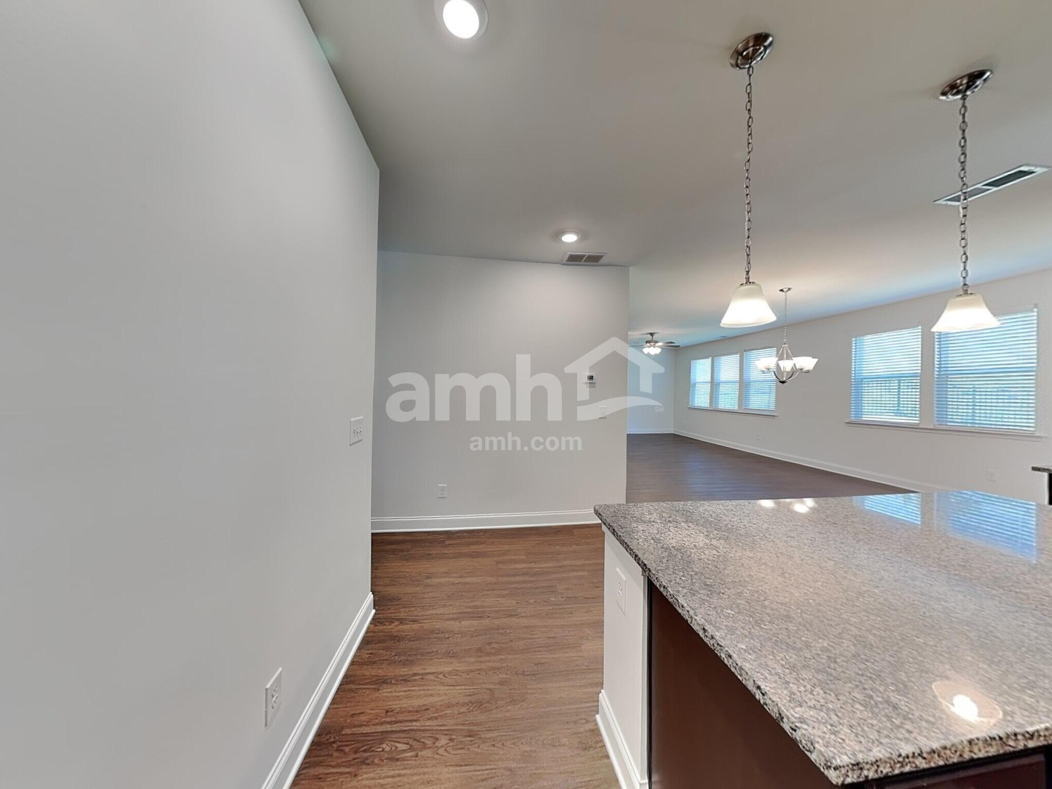 Building Photo - 190 Rivulet Dr