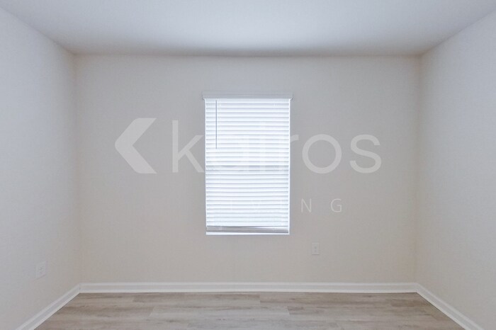 Building Photo - 135 Swallowtail Ln