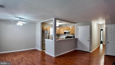 Building Photo - 2166 Birch Dr