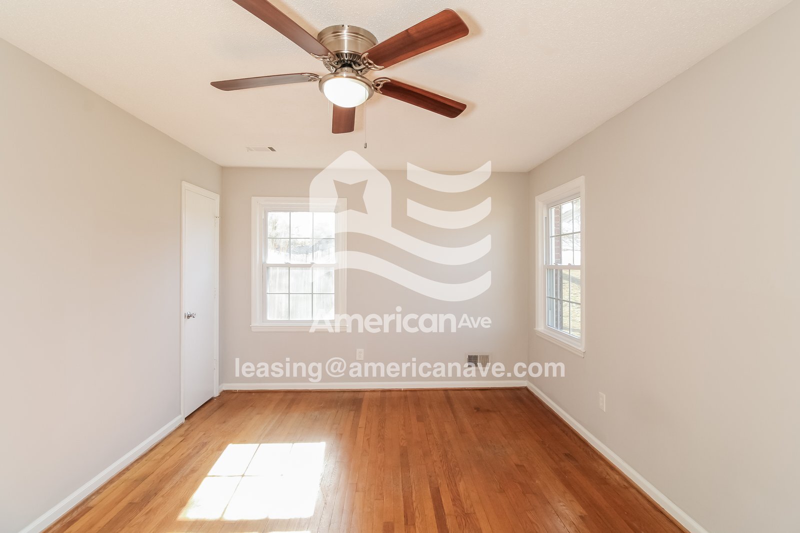 Building Photo - 1807 Holly Hill Dr