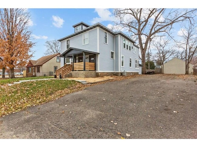 Primary Photo - 4405 N Morgan Ave