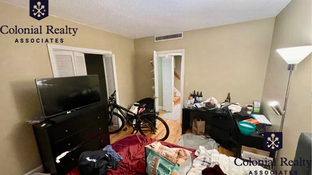 Building Photo - 85 Brainerd Rd