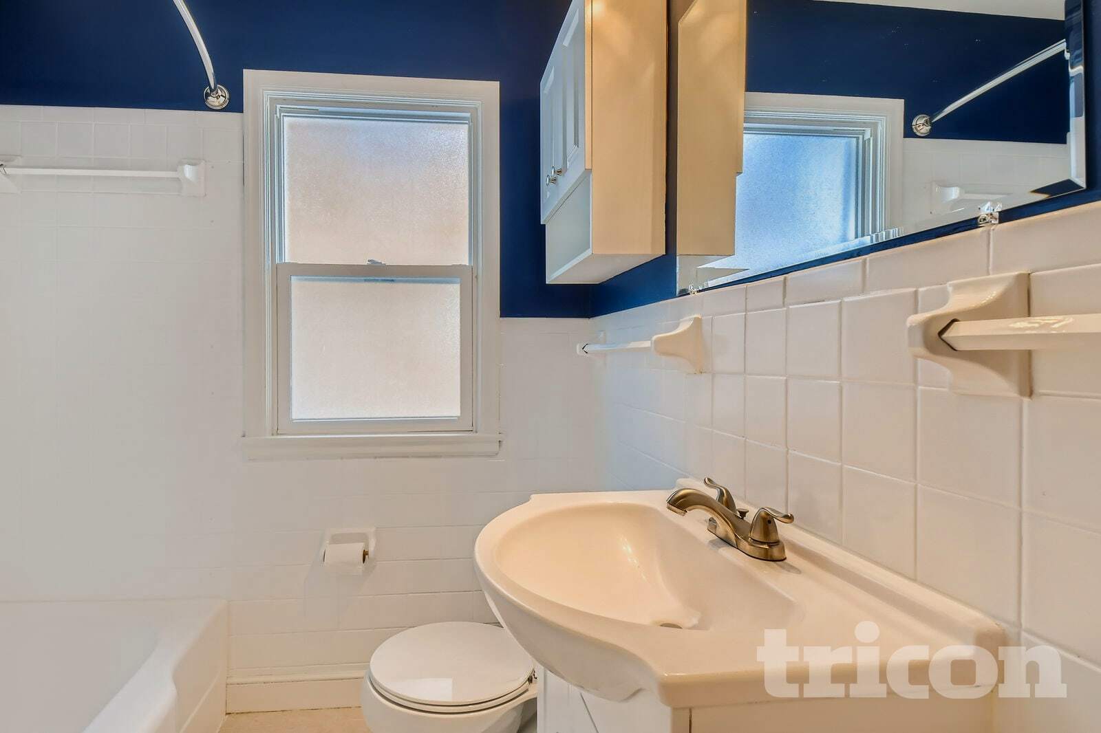 Building Photo - 2942 Zenith Ave N