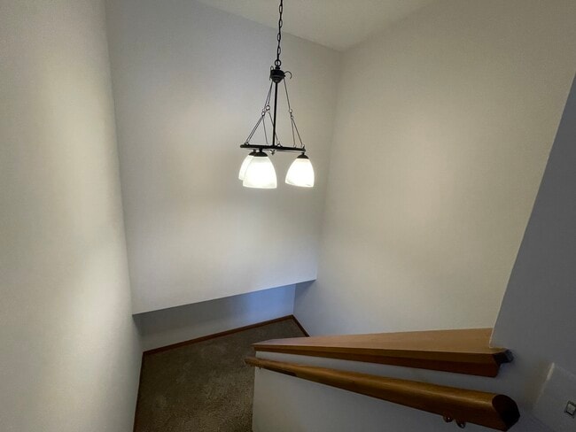 Building Photo - 2236 Dawson Ln