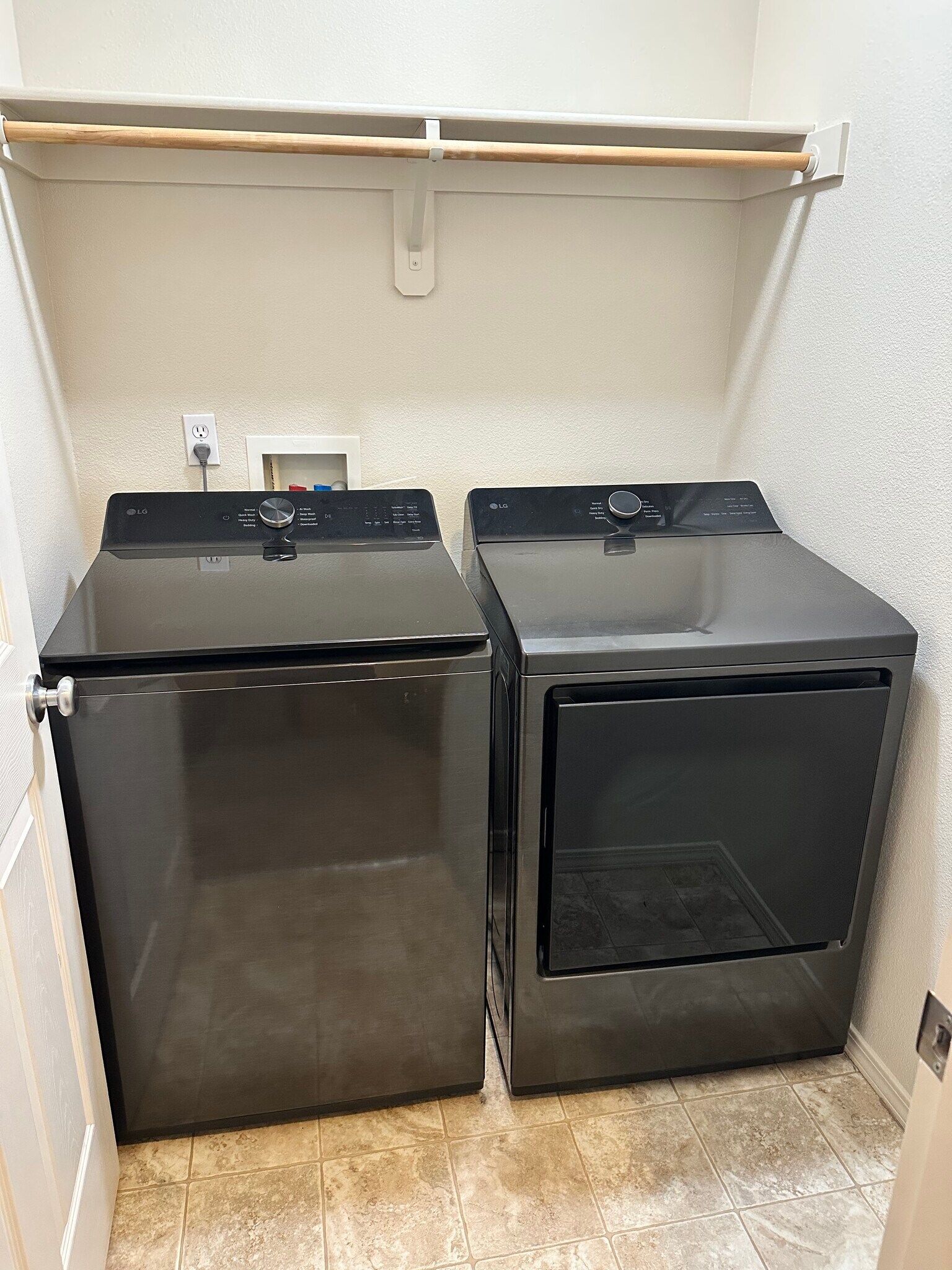 Laundry room - 1709 SW 171st Ter