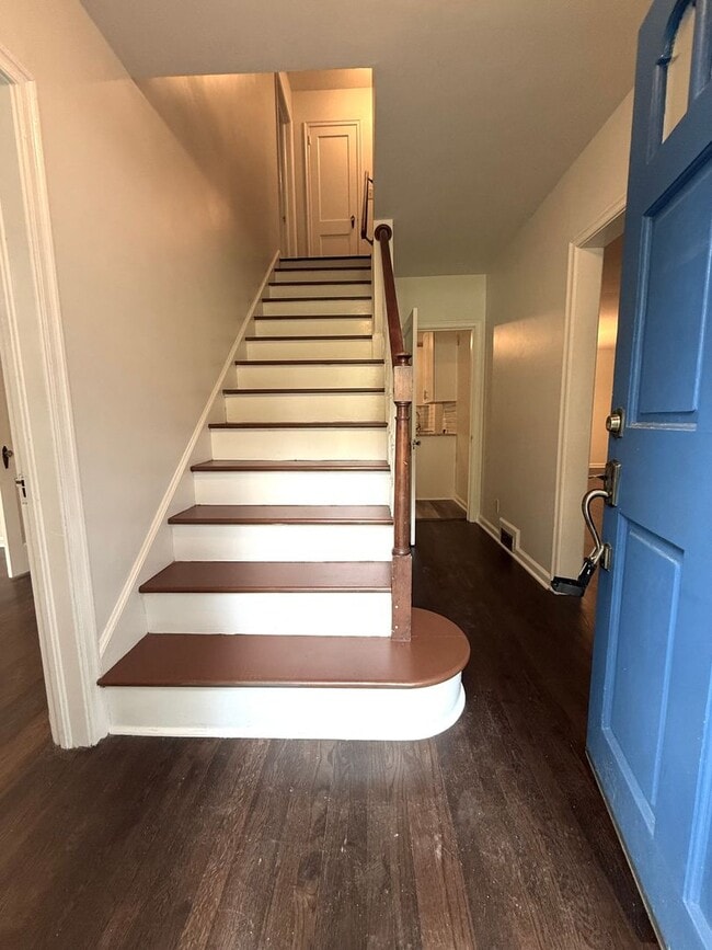 Building Photo - Renovated Emory Grove Home - Ready to Rent
