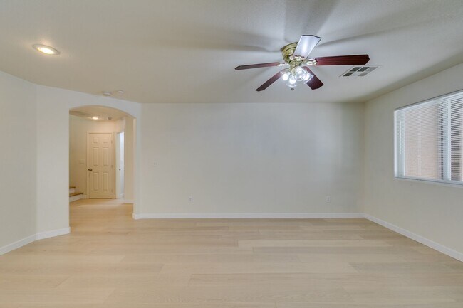Building Photo - Bright & Inviting 3 Bedroom Home in 89148