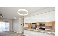Building Photo - 1340 SE Florence Dr