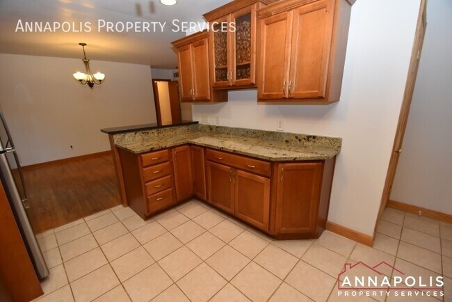 Building Photo - 817 Cedarcroft Dr