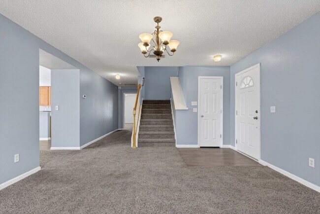 Building Photo - Great location! Great price! Great home!