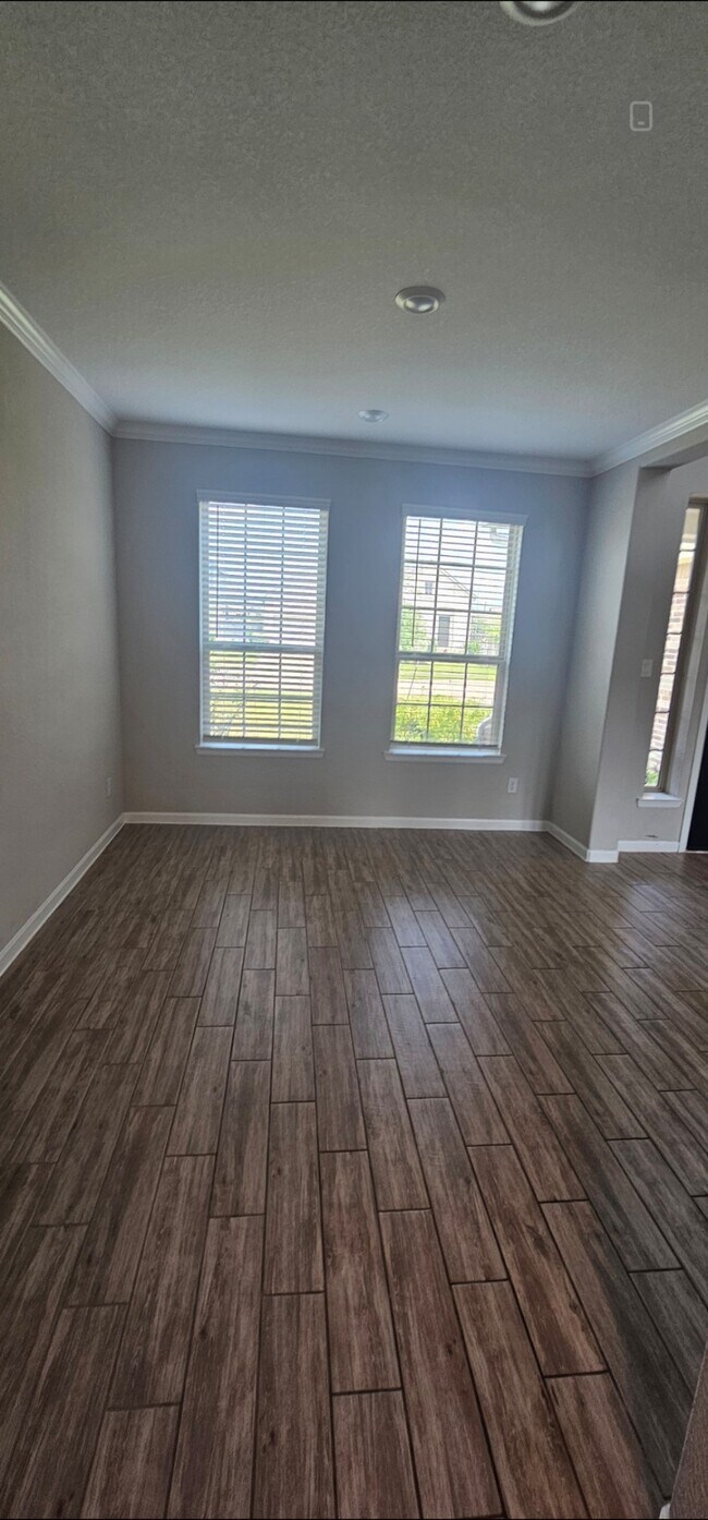 Building Photo - 2907 Velda May Dr