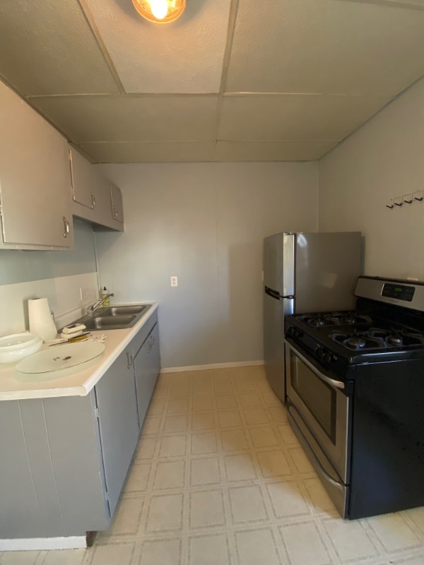Building Photo - 1202 Park Wild Ave