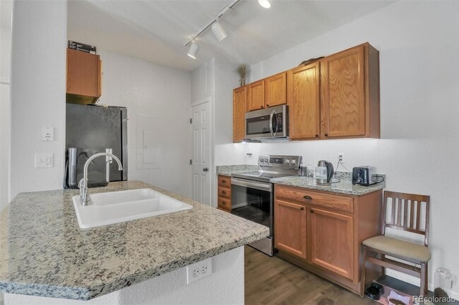 Building Photo - 19303 E College Dr