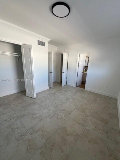 Building Photo - 4250 SW 67th Ave