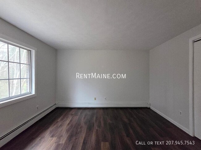 Building Photo - 20 Tall Pines Dr