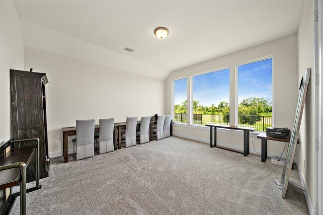 Building Photo - 5914 Emerald Ranch Ln