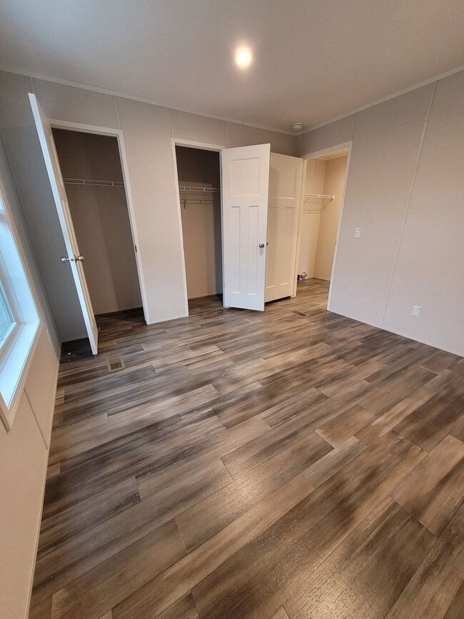 Building Photo - New 2 Bedroom Mobile Home-Denver