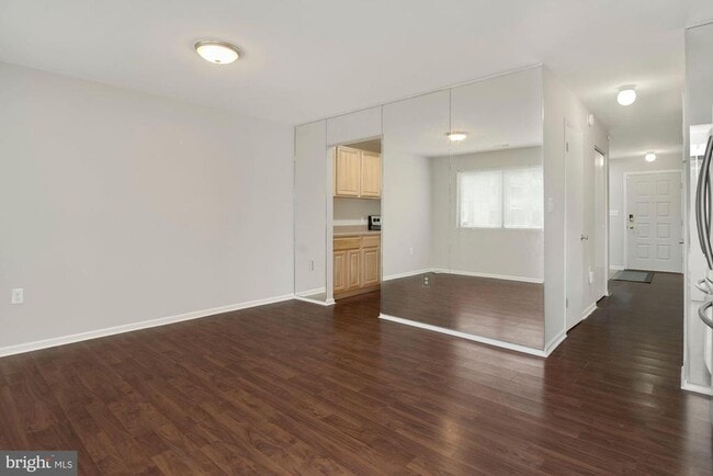 Building Photo - 6401 Woodgreen Cir