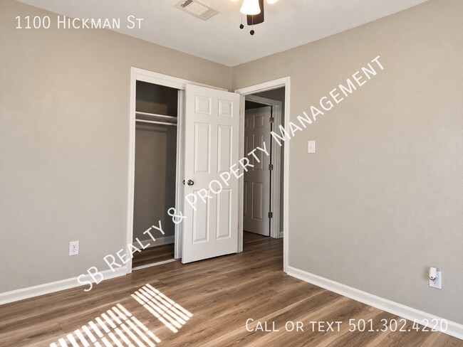 Building Photo - 1100 Hickman St
