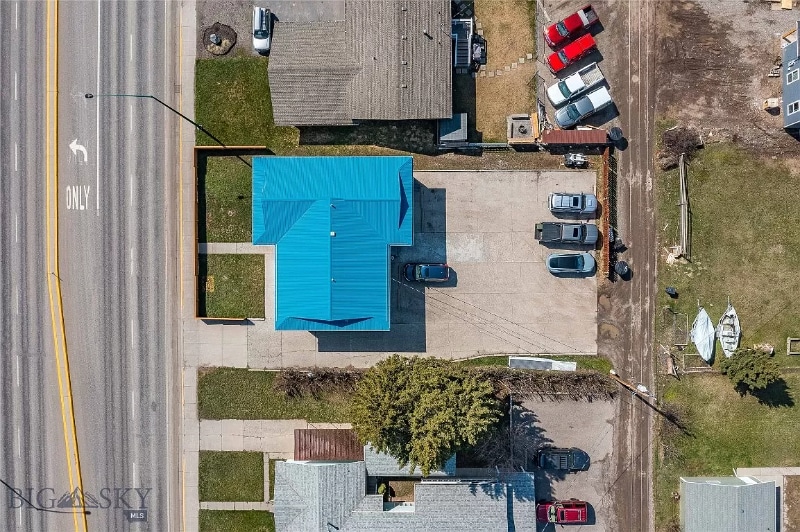 Building Photo - 215 S 19th Ave