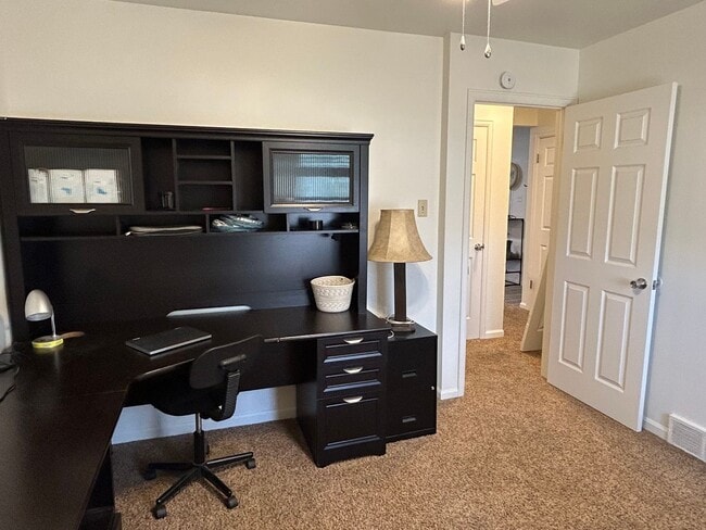 Building Photo - 1602 N 4th St