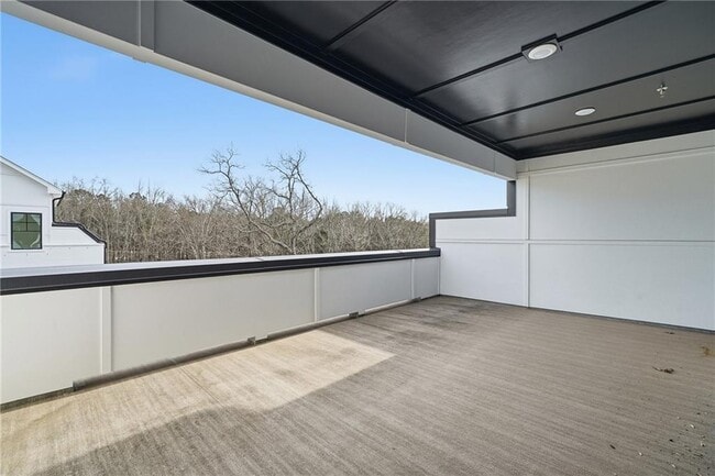 Building Photo - 2042 Juliette Ave