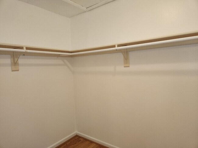 Building Photo - Cute 2 bedroom Apartment for rent