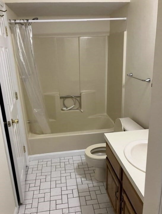 Building Photo - 546 Lincoln St