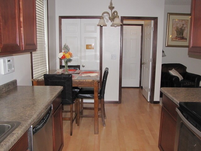 Building Photo - 11231 Beechwood Ln