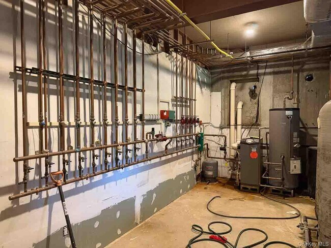 Building Photo - 180 Stone Hill Rd