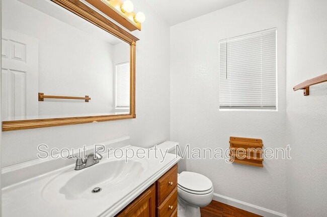 Building Photo - 24535 Leafwood Dr