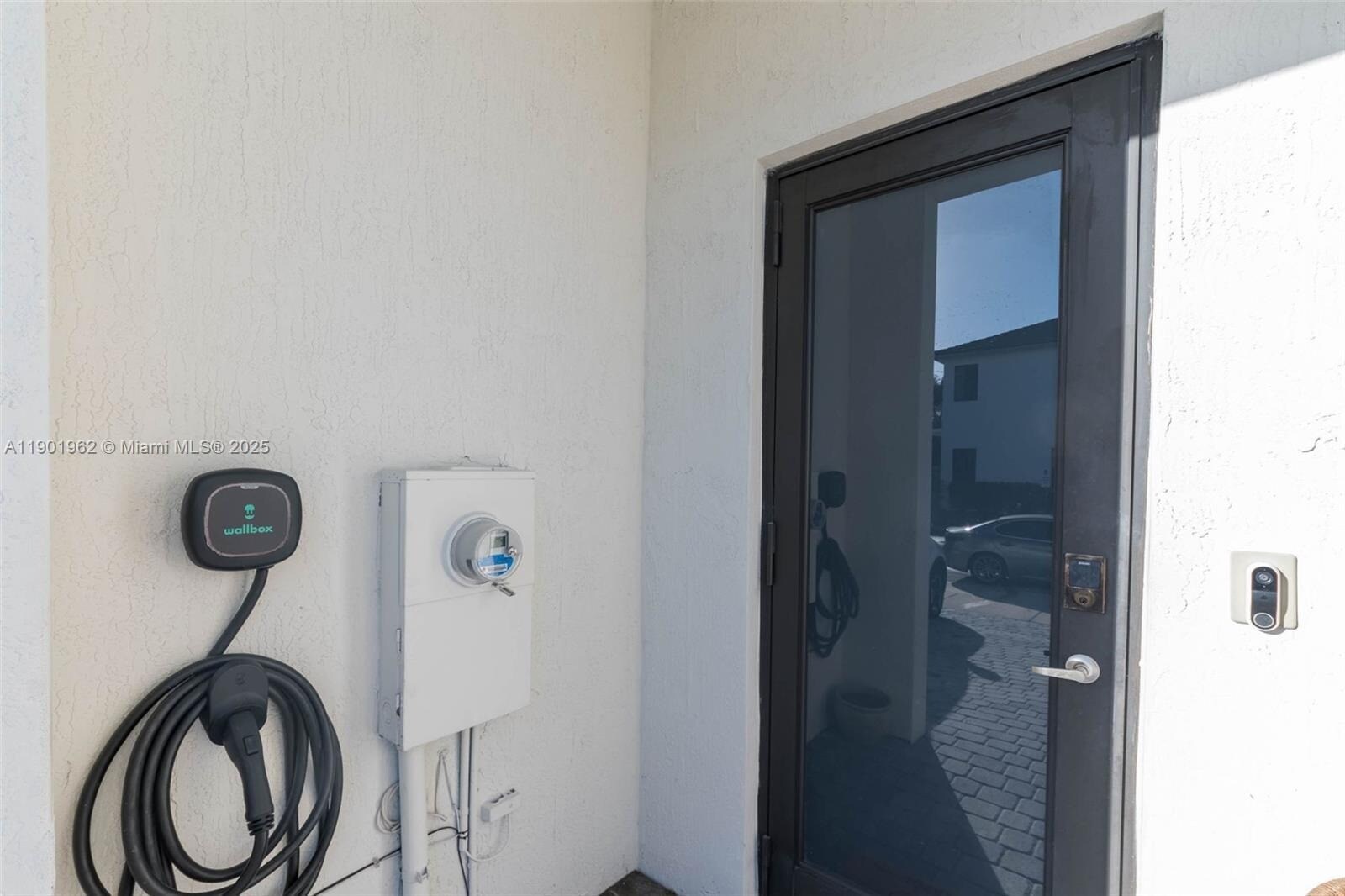 Building Photo - 2430 SW 145th Pl