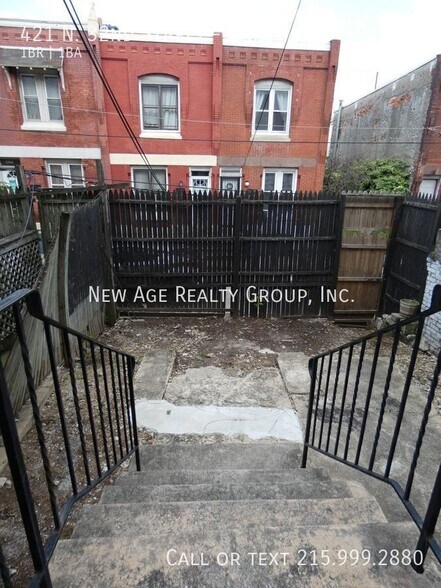 Building Photo - 421 N 32nd St