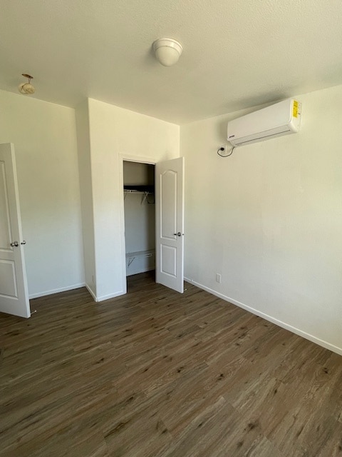 Building Photo - 23686 Lodge Dr