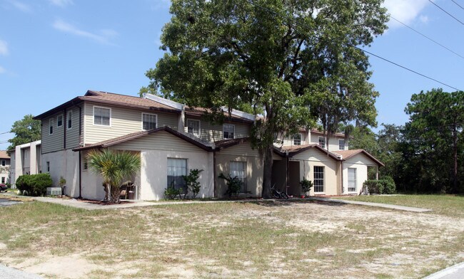 Building Photo - 1316 Sylvia Ave