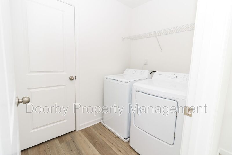 Building Photo - 115 Saddlebred Wy